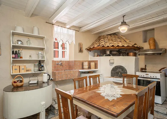 σταύρος Βίλα Φισκάρδο